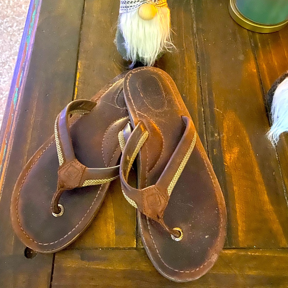 Sperry leather sandals